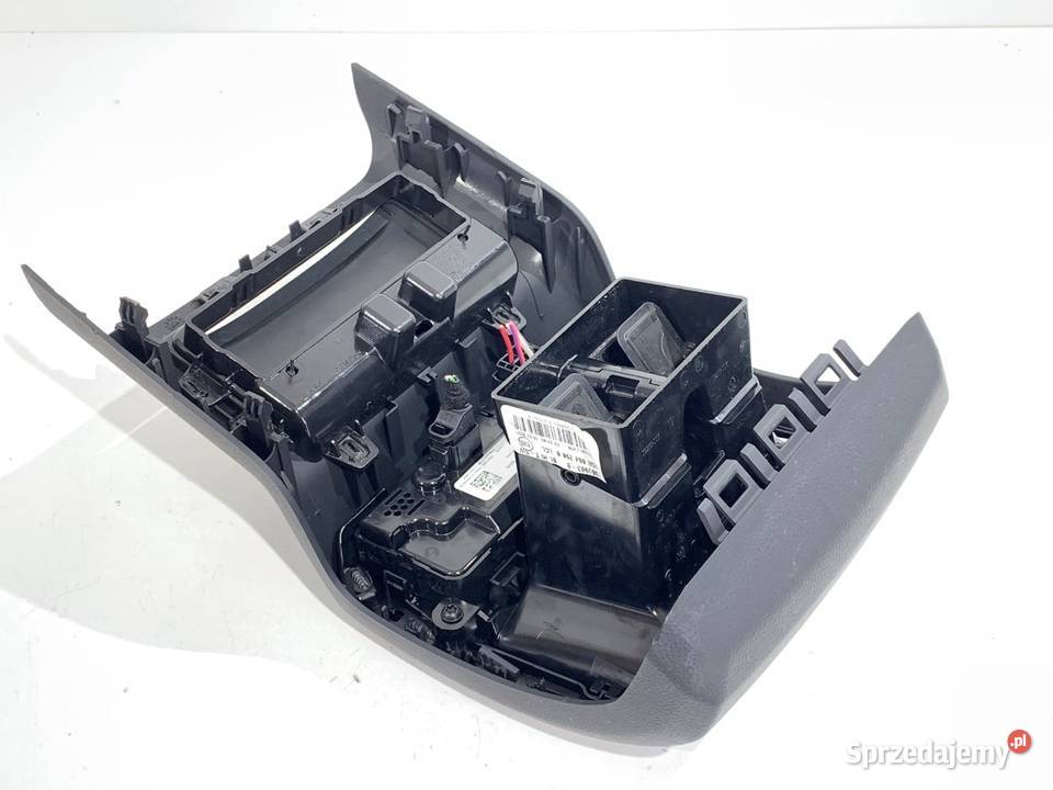 KRATKA NAWIEWU TYŁ VW ARTEON 3G8857100H sprzedam