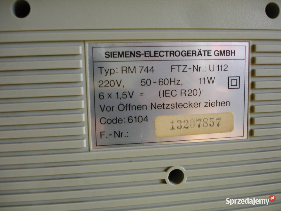 Radiomagnetofon SIEMENS CLUB 744