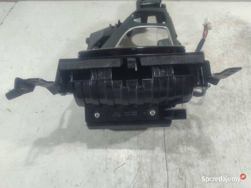 RAMKA MIESZEK ZMIANY BIEGÓW AUTOMAT INFINITI Q50