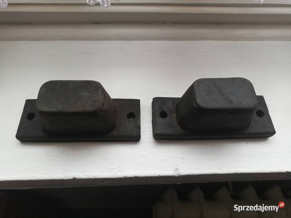 Żuk Warszawa syrena fiat 126p 125p guma Motoryzacja