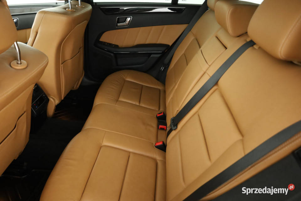 Mercedes E E 200