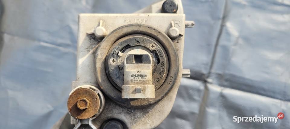 LEXUS IS II 06 HALOGEN PRZOD PRAWY 1267 osobowe śląskie Ruda Śląska