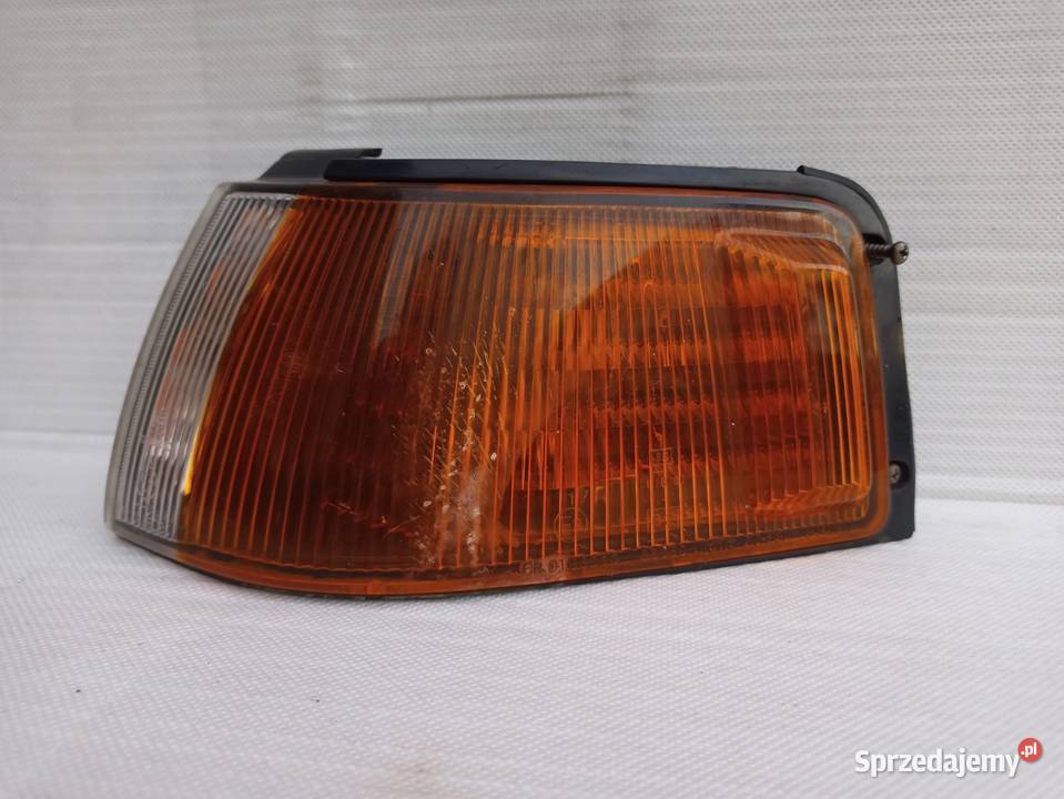 Mazda 323 BG kierunkowskaz kierunek migacz lewy łódzkie Sieradz