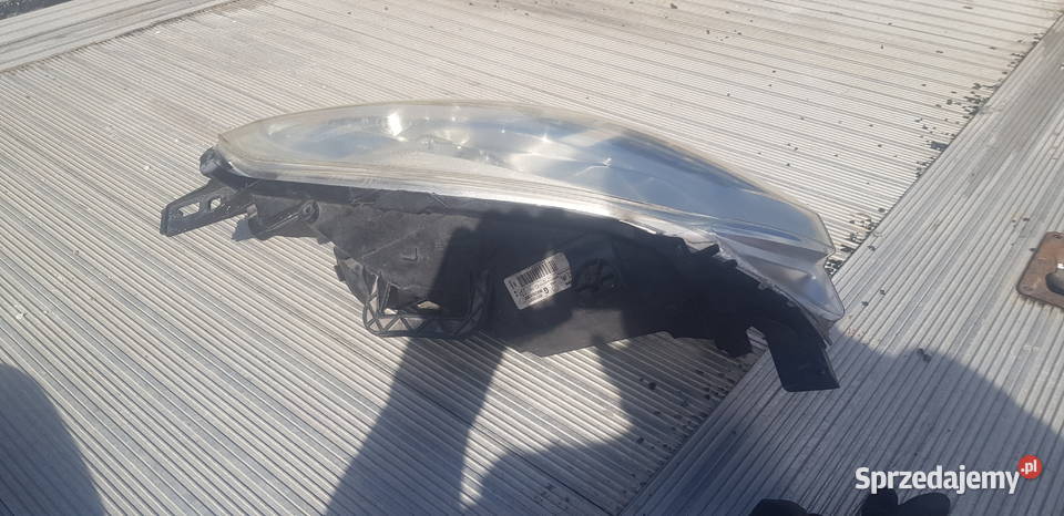Citroen Berlingo Peugeot Partner lampy prawa Morawica sprzedam