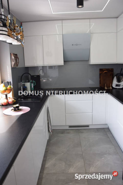 Dom wolnostojący 320m2 Karpin sprzedam