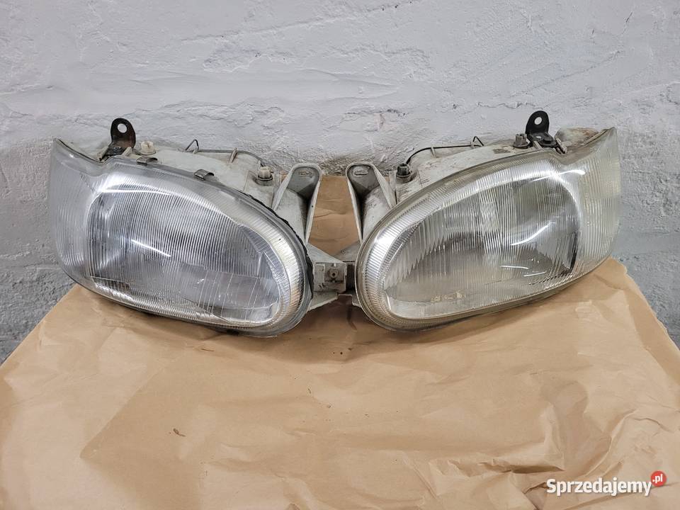 Lampy przód kierunkowskazy Ford Escort mk7 1998r Staszów
