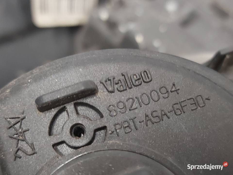 RENAULT MEGANE COUPE III LIFT zderzak przód świętokrzyskie