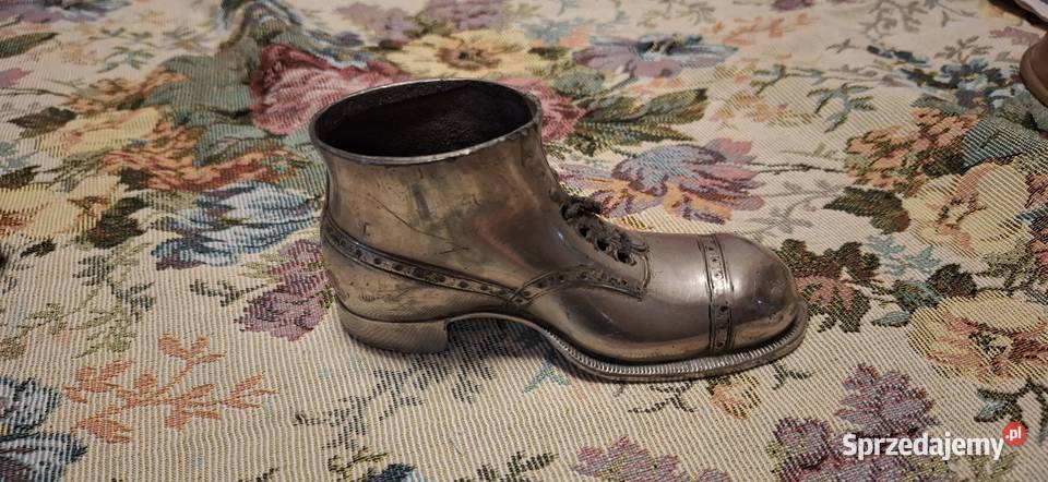 Mosiężne buty 3 sztuki Tomaszów Mazowiecki