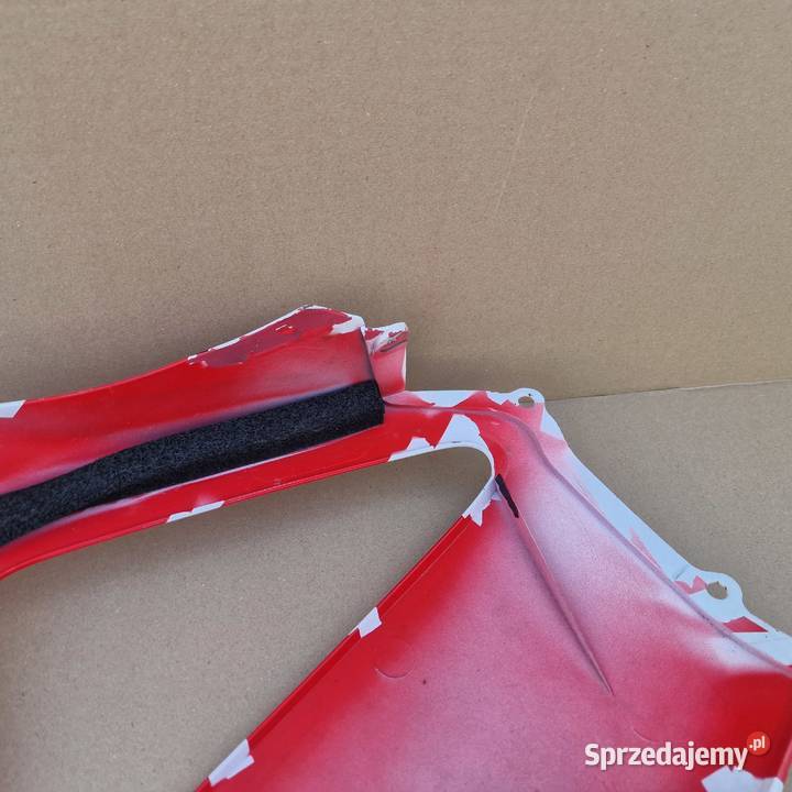 HONDA VTR 1000 BOCZEK BOK OWIEWKA LEWA OSŁONA Bieleń sprzedam