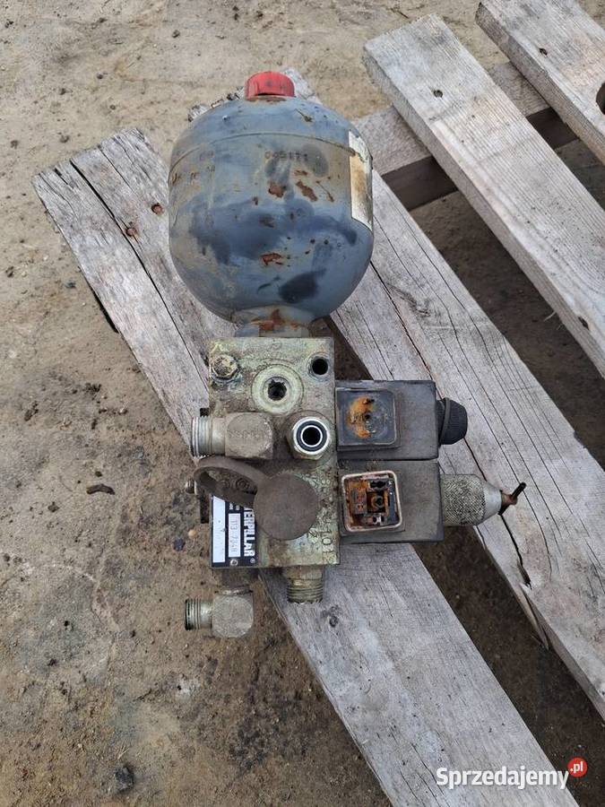 Koparka cat m315 zawór hydrauliczny do cat m315 nie Chojnów