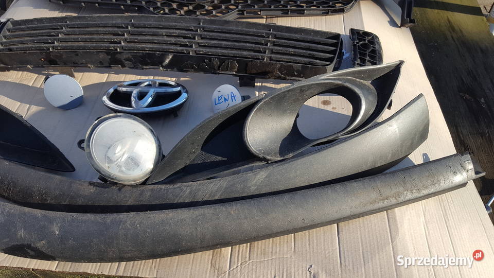 toyota auris I grill ślizgi kratka halogen hokej Ostrów Wielkopolski