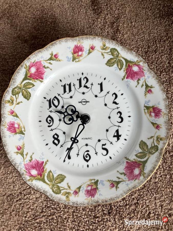 Piękny porcelanowy zegar ścienny wiszący Metron Porcelana i szkło Nisko