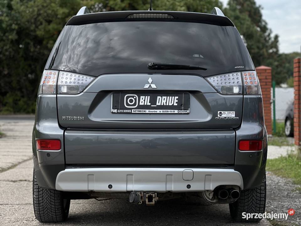 Mitsubishi Outlander 4x4 diesel 7 osobowy