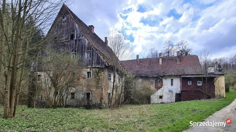 Działka zabudowana 1859 m2 stary młyn