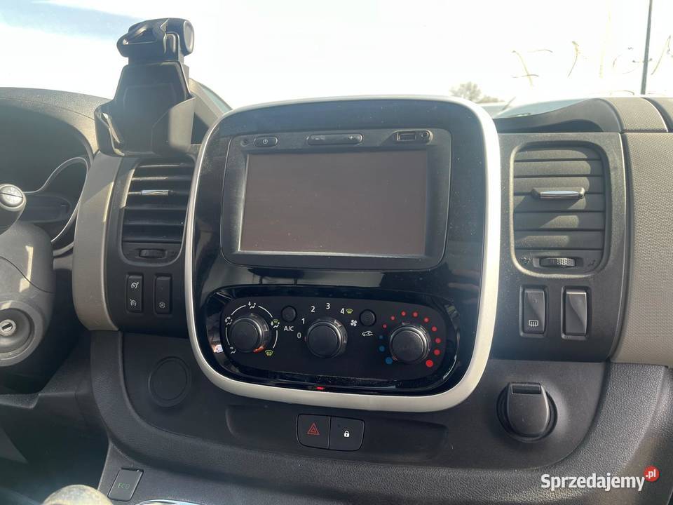 RENAULT Trafic III 16 DCi 145 L1H1 ER927 dolnośląskie Wrocław