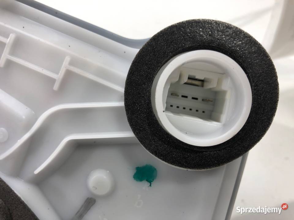 ZAMEK DRZWI PRAWY PRZÓD TOYOTA COROLLA E21 Zamki, wkładki i kluczyki