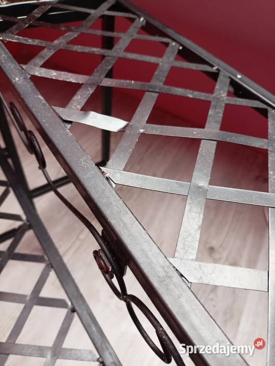 Kwietnik trzy poziomyschodki Ostrów Wielkopolski