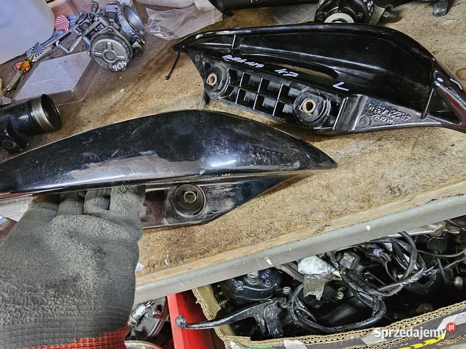 Suzuki Burgman 125 K7 uchwyt uchwyty pasażera