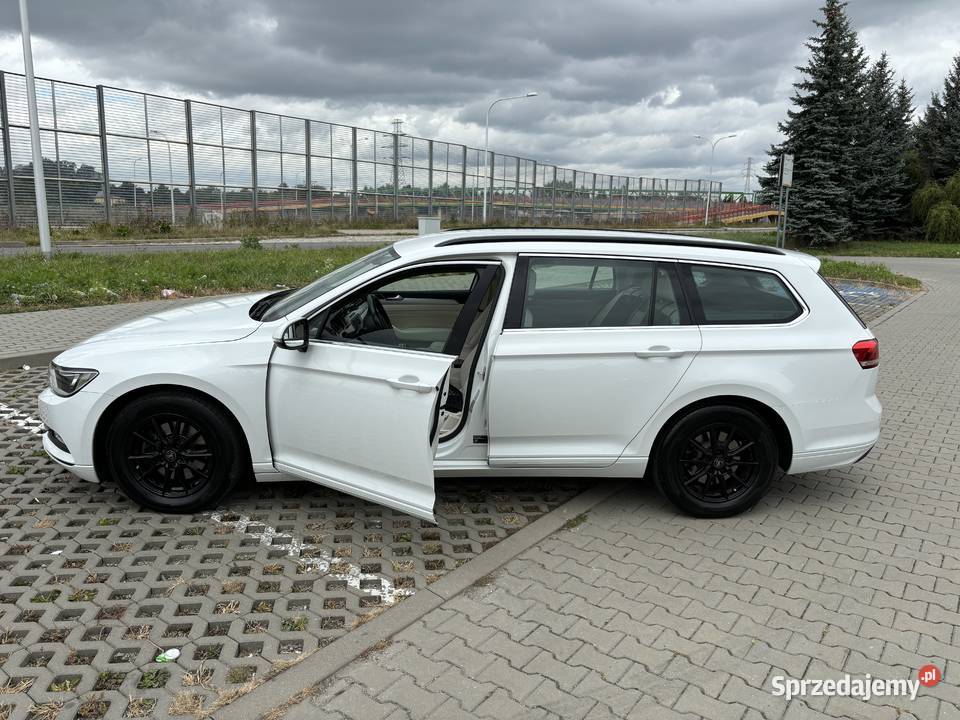 Volkswagen Passat B8 kombi 14 TSI ACT Highline Lublin