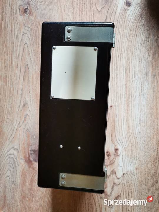 Telefon na korbke z lat 50 tych PRL u Kraków