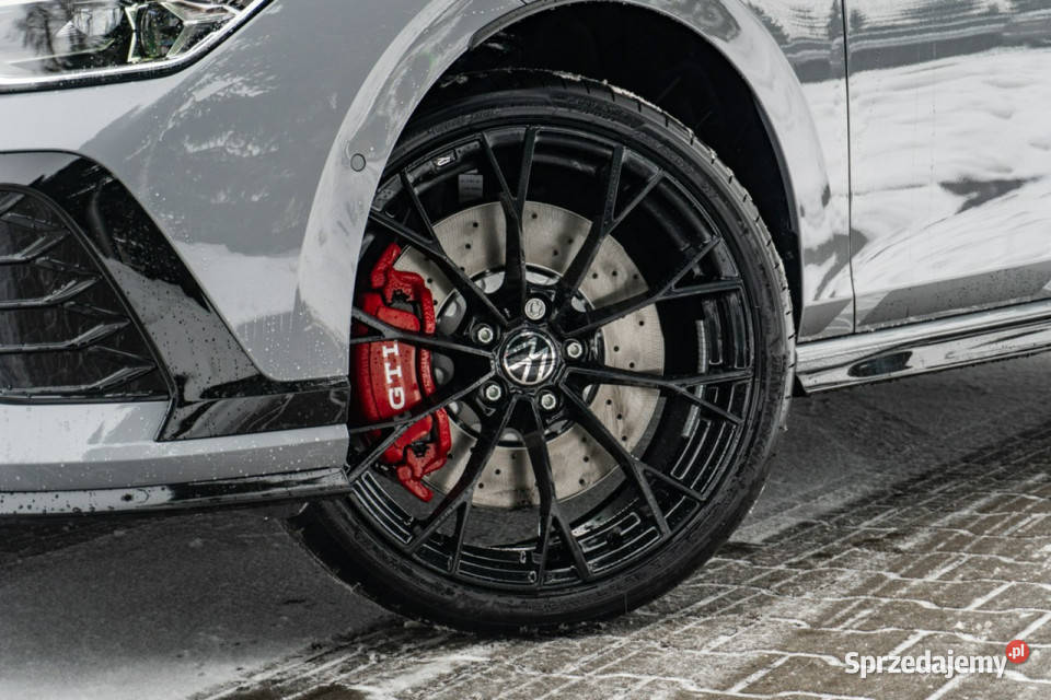 Volkswagen Golf GTI Clubsport 20 TSI 300 DSG światła do jazdy dziennej
