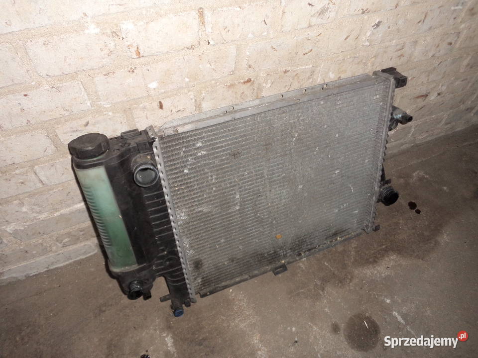 Chłodnica wody płynu chłodzącego BMW E39 23i 20 Wieluń