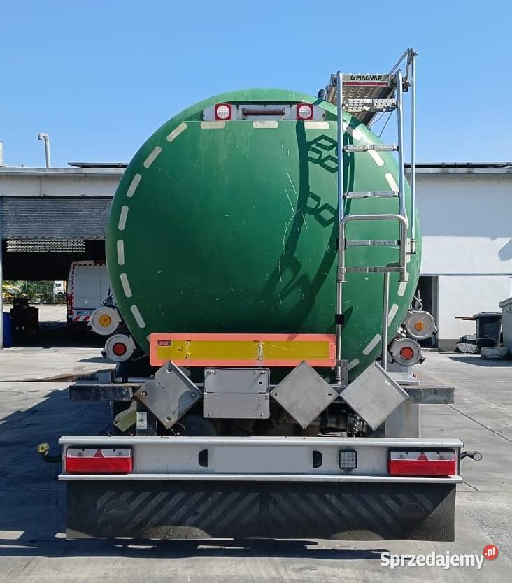 Cysterna chemiczna L4BH 4 kom poj 32700 prod cysterny Zielęcice