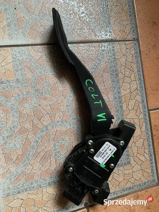 Potencjometr gazu Mitsubishi Colt VI A4543000304 Margonin