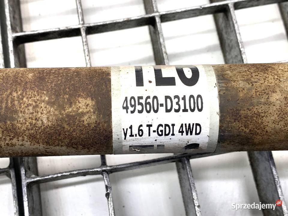 PÓŁOŚ PRAWY PRZÓD KIA SPORTAGE IV 49560D3100 16 osobowe Części samochodowe