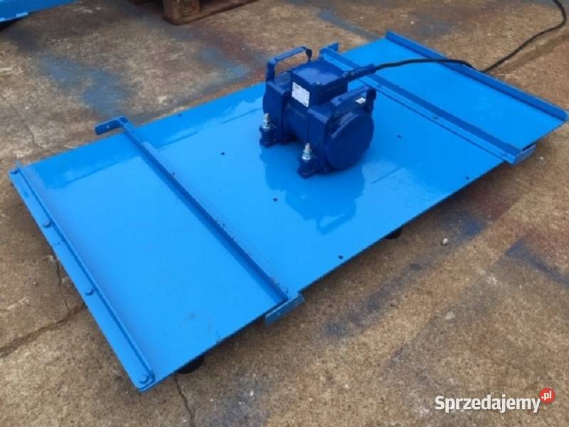 Stół wibracyjny z elektrowibratorem KARKON 13 kW Golub-Dobrzyń