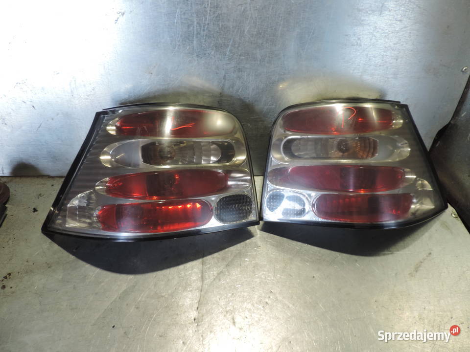 LAMPA PRAWY LEWY TYLNA VW GOLF 4 KOMPLET Nowy Sącz