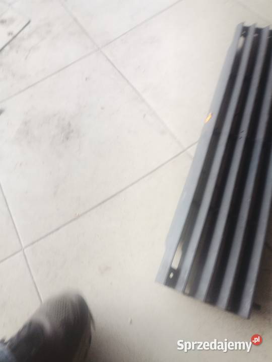 Atrapa gril kratka wlotu powietrza Tavria Białystok sprzedam