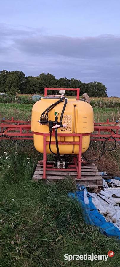 Opryskiwacz 400L lanca 12mb Wierzchno