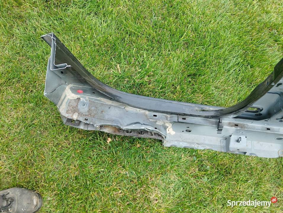 Próg lewy z słupkami Renault Megane III kombi Łask
