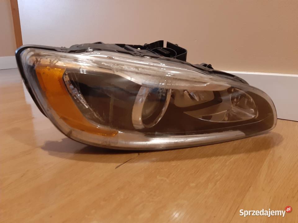 volvo s60 ii v60 lampa prawa lewa lift przednia Busko-Zdrój