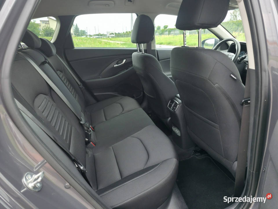 Hyundai i30 15 Benzyna Serwisowany Gwarancja wspomaganie kierownicy Piekoszów