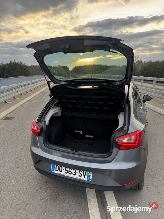 Seat Ibiza IV 6j Polift Xenony Niski przebieg czujnik parkowania Leszno