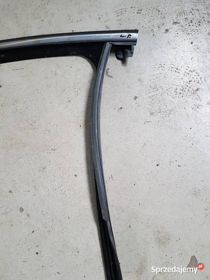 OPEL INSIGNIA USZCZELKA DRZWI LEWA PRZOD CHROM