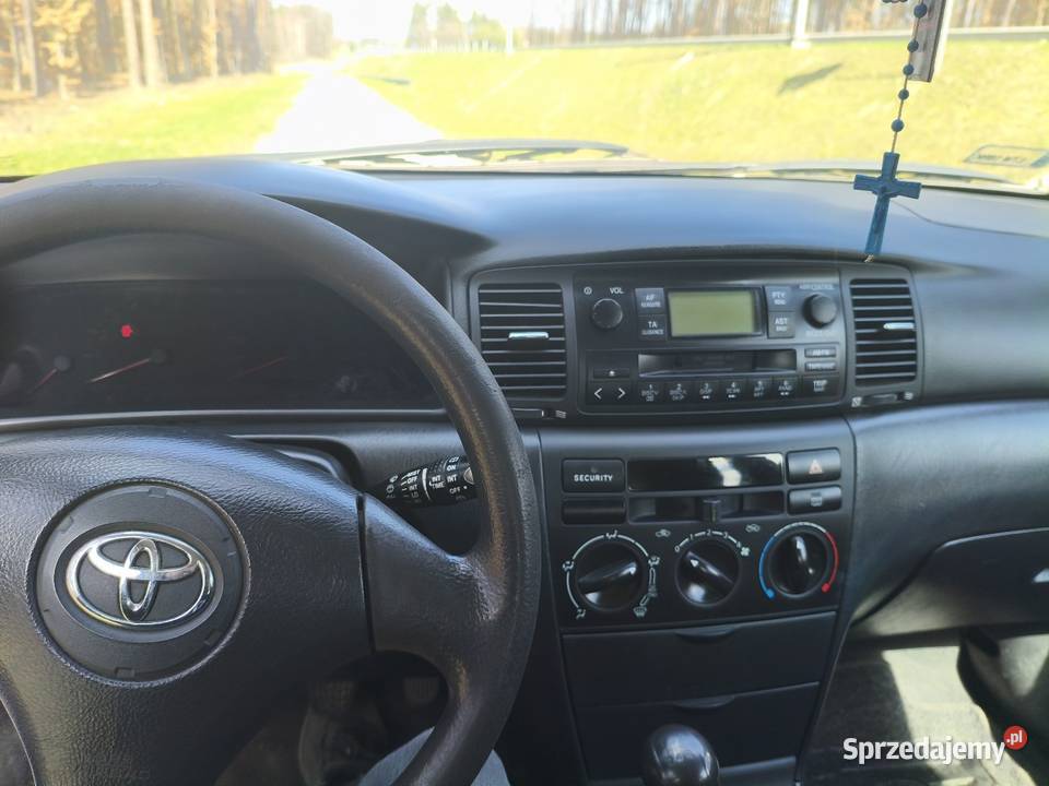 Toyota Corolla 14 benzyna Narol