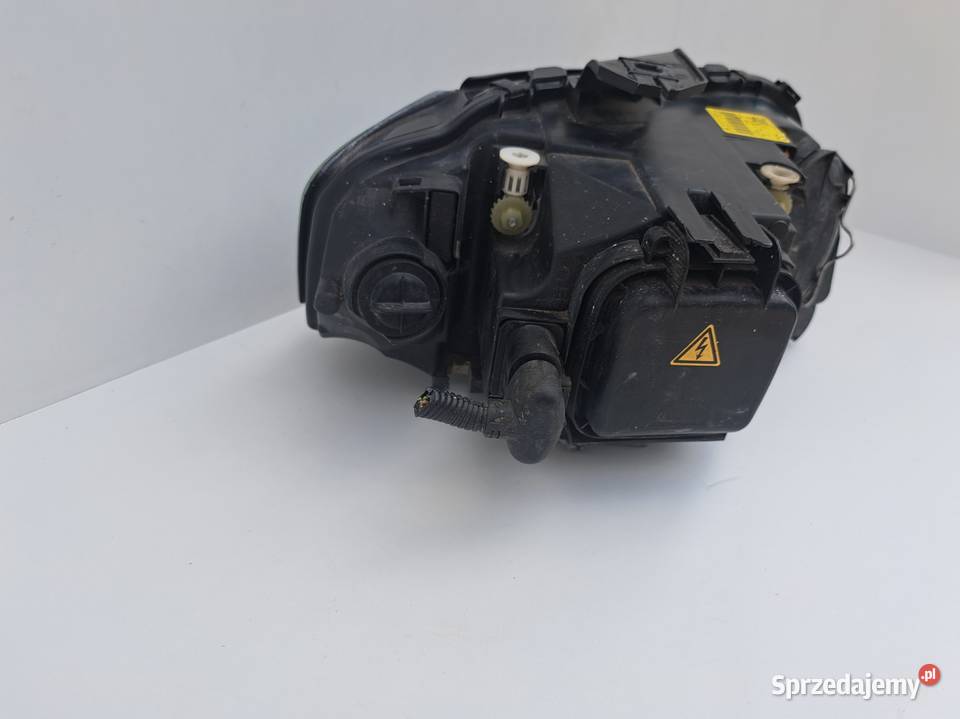 AUDI A3 8P XENON LAMPA PRZÓD PRZEDNIA LEWA Słowikowo