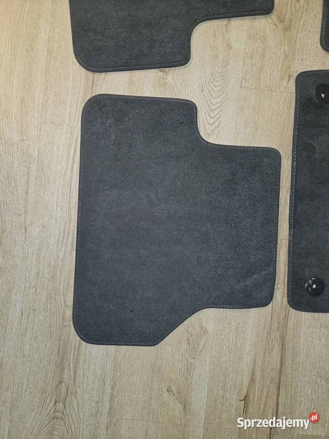 A4 B9 avant dywaniki welurowe oryginalne Tarnów