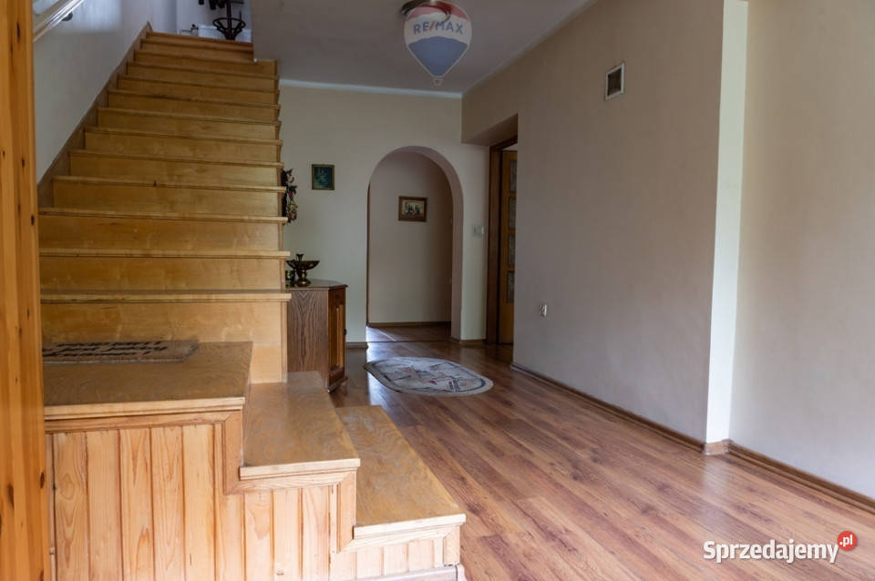 DOM W GÓRACH Z POTENCJAŁEM BIZNESOWYM Ustroń