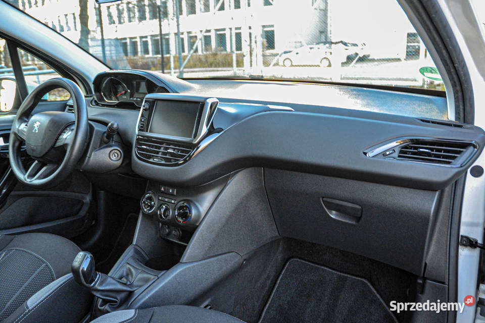 Peugeot 208 Bezwypadkowy 122 dolnośląskie Wrocław