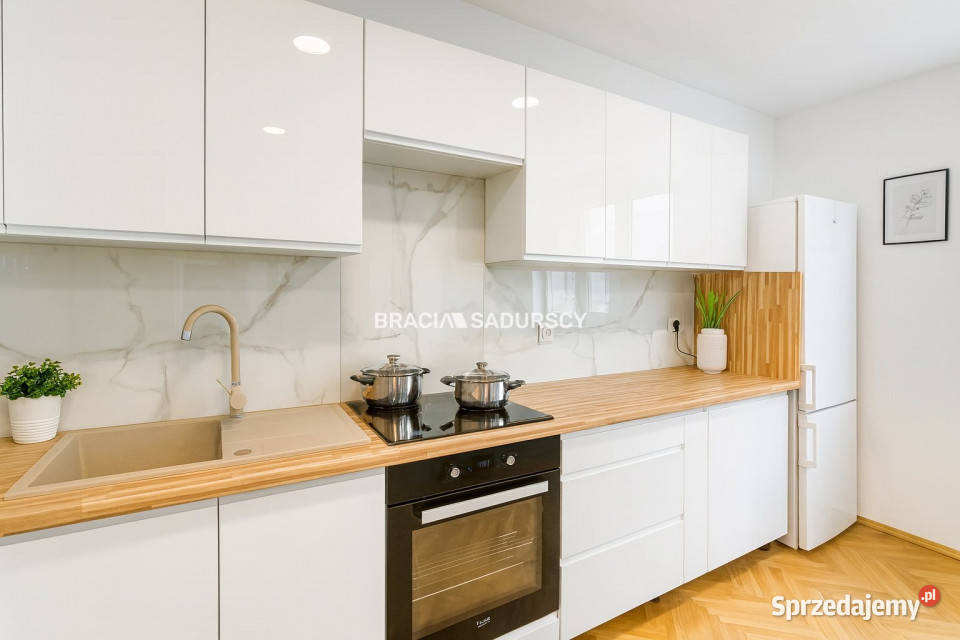 sprzedaży domu wolnostojącego 160m2 Kraków wolnostojący