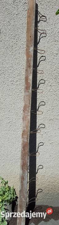 Stary przedwojenny wieszak na ubrania