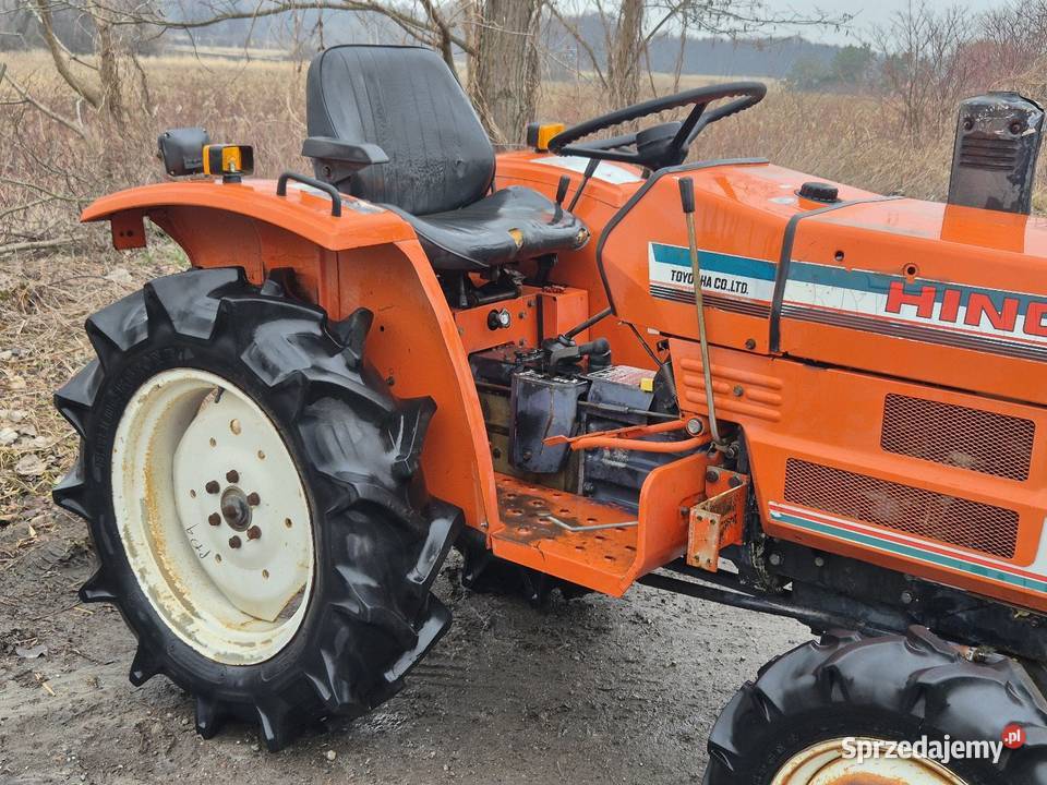 Traktorek traktor HINOMOTO E2004D 20 44 Skrzynia biegów Manualna Pozostałe Małuszyn