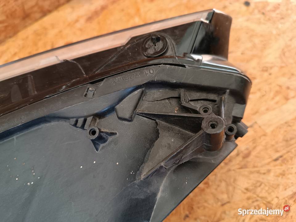 LAMPA LEWY PRZÓD REFLEKTOR EU 3G1941081G osobowe Lampy przednie Nowy Tomyśl