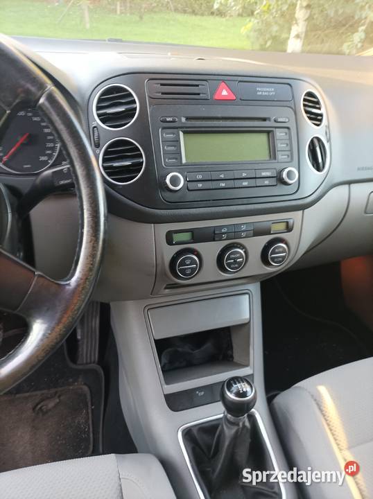 VW Golf 5 plus fsi uszkodzony 236000km wielkopolskie Gniezno sprzedam
