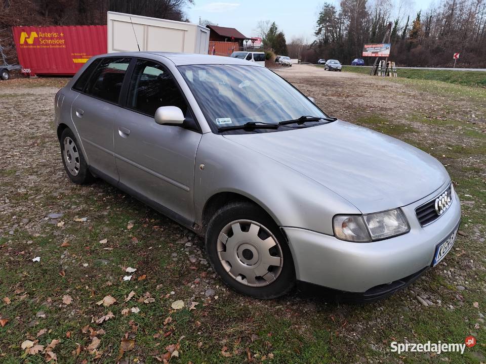 Audi A 3 16 benzyna 5 drzwi 180000 Zakliczyn