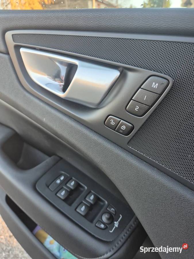 Volvo XC60 B5 B DARK PLUS 250 2024R MATRIX 4X4 nieuszkodzony